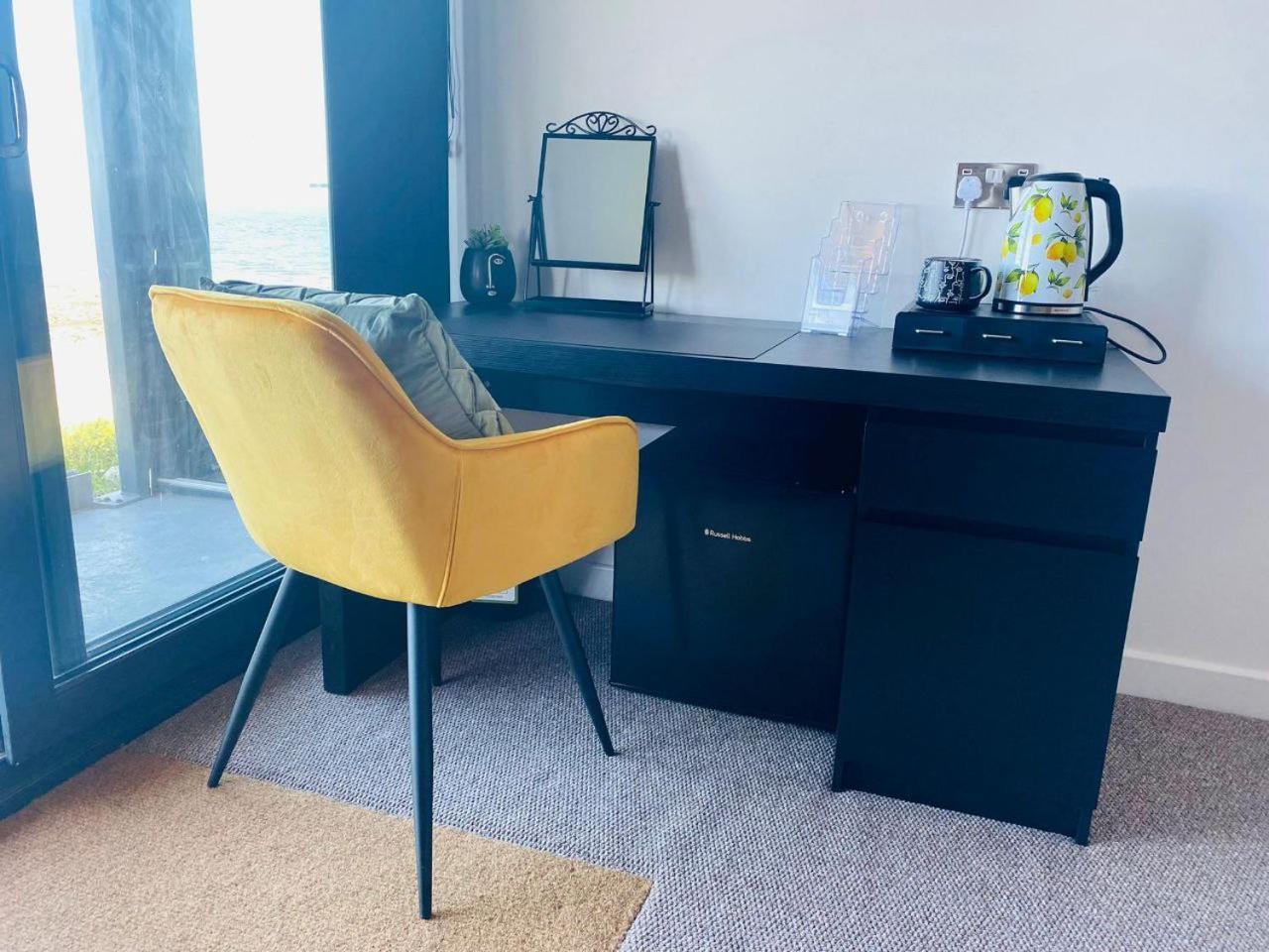 Luxury Beach Front Rooms- Pma Kirkcaldy Kültér fotó